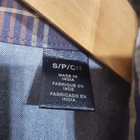 Men's NWT Navy Blue Plaid Long Sleeve Dockers Button Up Regular Fit Shirt - Picture 3 of 6